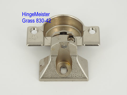 Grass 850 Hinge Cup with the 830-42 Nickel mounting plate - Complete Hinge