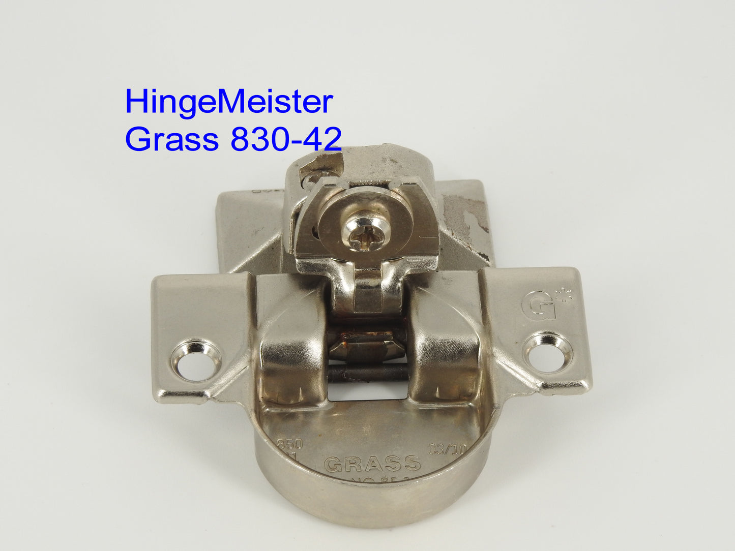 Grass 850 hinge with the 830-42 Nickel mounting plate - Complete Hinge